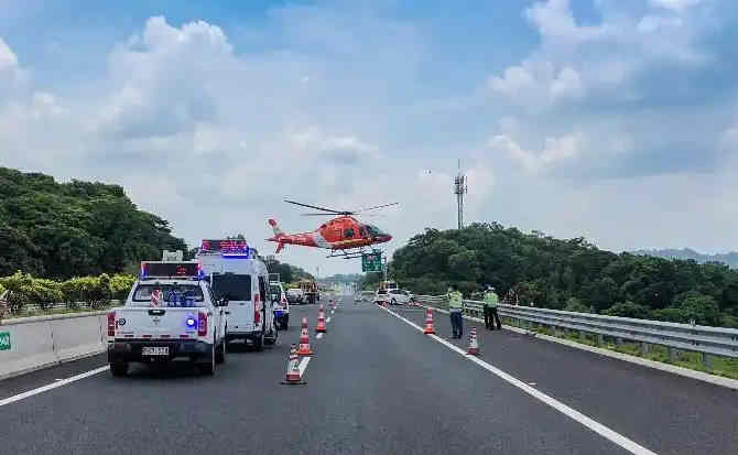 绿春高速公路汽车救援案例