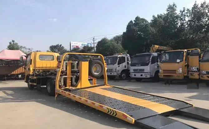 绿春汽车中途维修案例