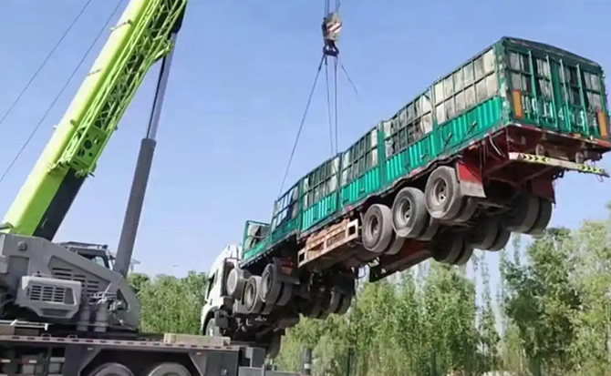 绿春道路脱困救援案例